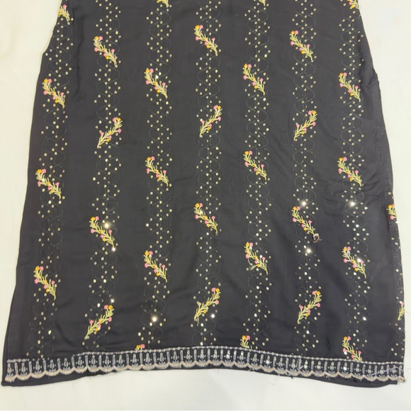 Women Rayon Printed Kurti - Picture 3 of 7